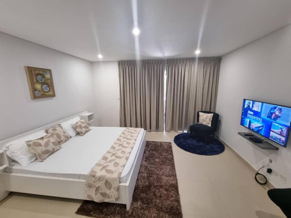 Riviera Residence By Cozy Accra Exterior photo